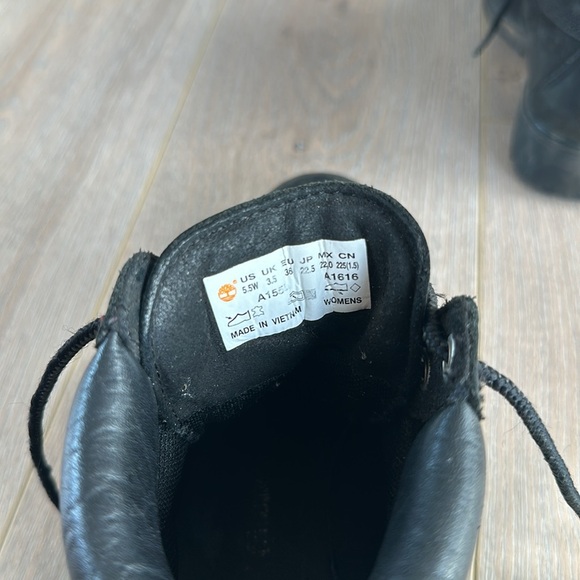 Women’s timberland black boots size 5.5 - Picture 3 of 5